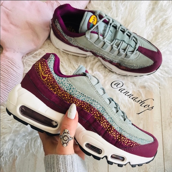 NWT Nike Air Max 95 Premium - Picture 2 of 8